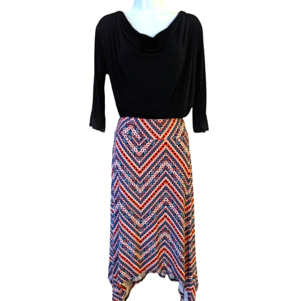 😎SALE😎 DB Shark Bite Zig Zag Hi Low Skirt Sz. M Dress Barn